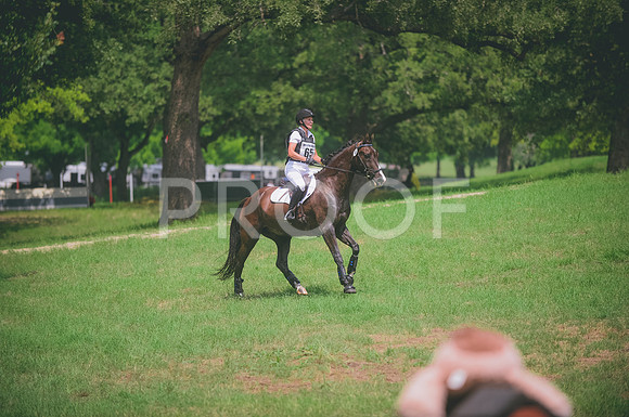 000_4564