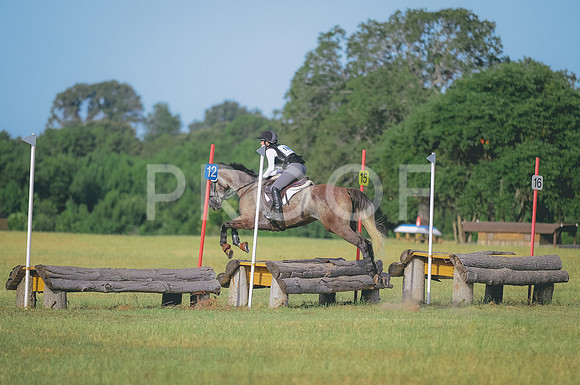 000_9226