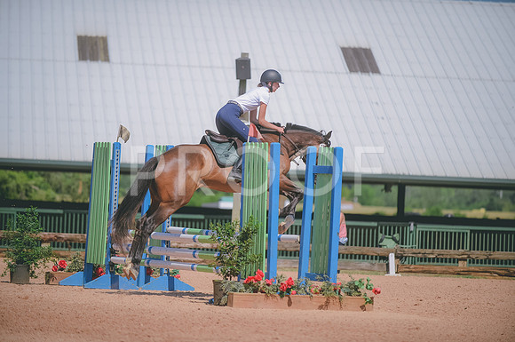 000_4183