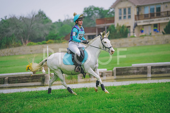 H8U02704