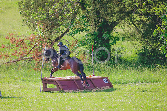 ES7A1976