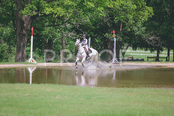 0N0A3409
