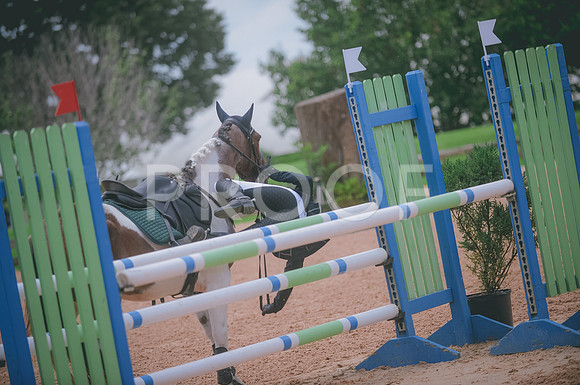 000_6352