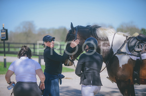 000_8634